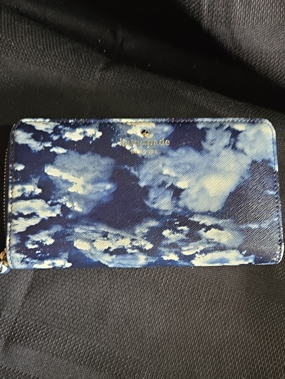 kate spade Cloud Print Zip-Around Wallet in Blue and White Tie Dye